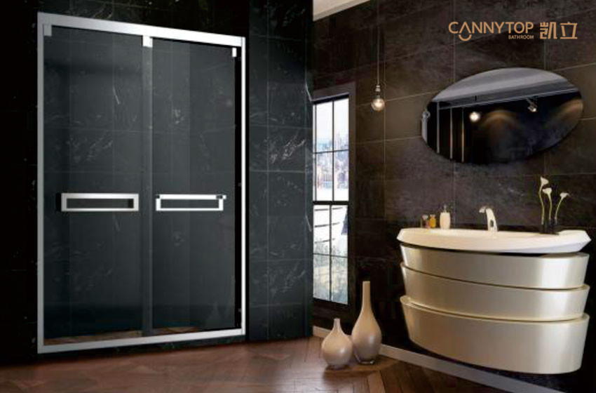 不敢買玻璃淋浴房？讓凱立來告訴你玻璃有多堅固！